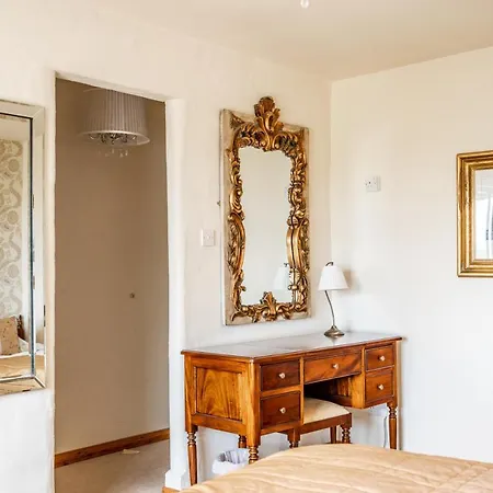 Castle Murray Boutique